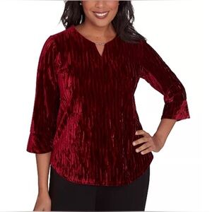 NEW Alfred Dunner Runway Ready Crushed Velvet Beaded Split-Neck Top